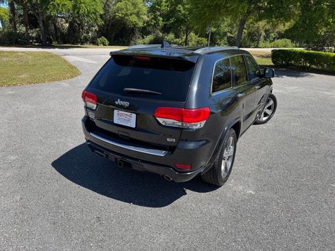 Used 2015 Jeep Grand Cherokee Overland image 16