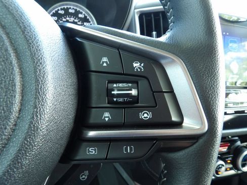 Used 2023 Subaru Forester Limited AWD/4WD image 17