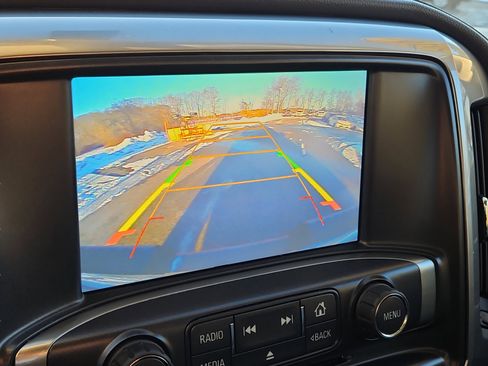 Used 2016 Chevrolet Silverado 1500 LTZ Z71 w/ LTZ Plus Package image 8