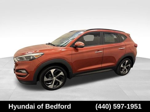 Used 2016 Hyundai Tucson Limited w/ Option Group 03 AWD/4WD image 9