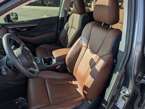 Used 2022 Subaru Outback Touring AWD/4WD image 20