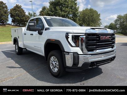 New 2026 GMC Sierra 2500 Pro w/ Convenience Package