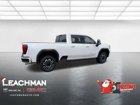 Used 2025 GMC Sierra 2500 Denali Ultimate image 5