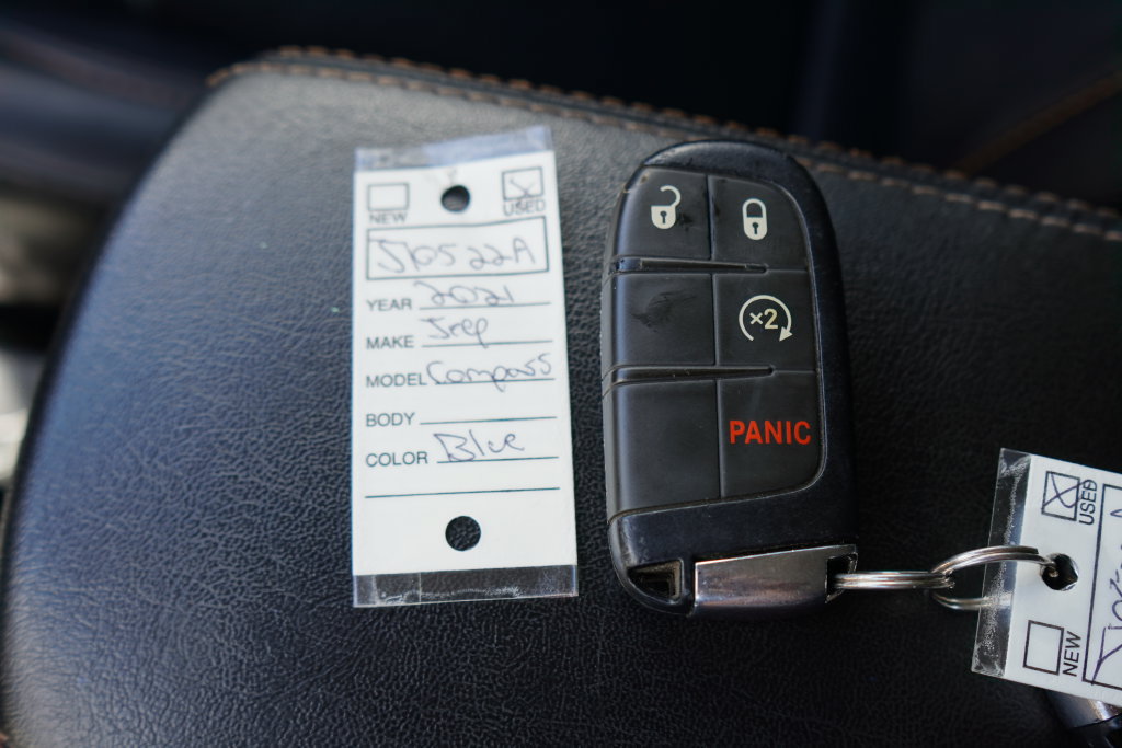 Used 2021 Jeep Compass Limited AWD/4WD image 31