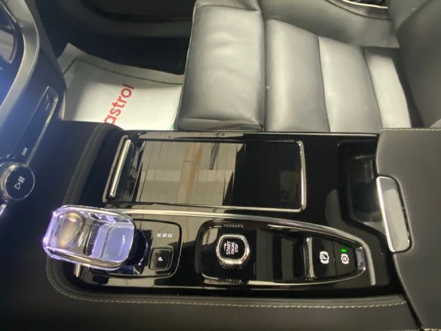 Used 2025 Volvo S60 T8 Ultra AWD/4WD image 25