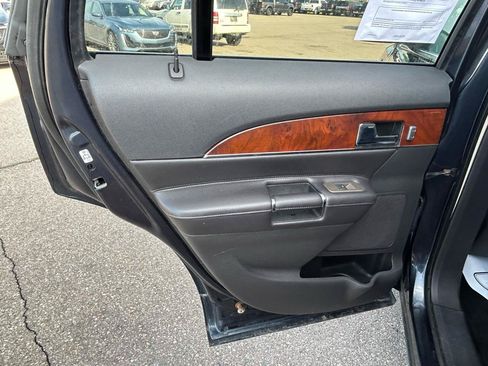 Used 2013 Lincoln MKX AWD image 13