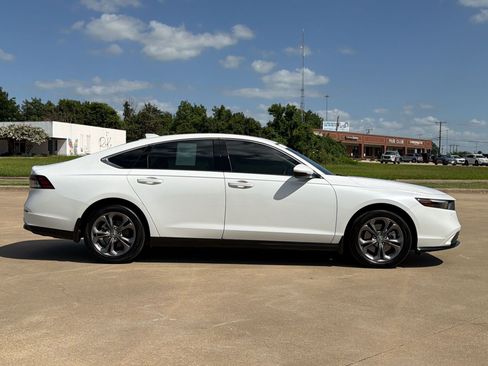 Used 2023 Honda Accord EX-L image 8