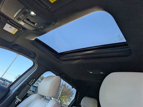 Used 2023 MAZDA CX-9 Signature image 28