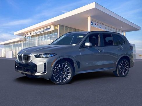 Used 2026 BMW X5 sDrive40i w/ M Sport Package image 24
