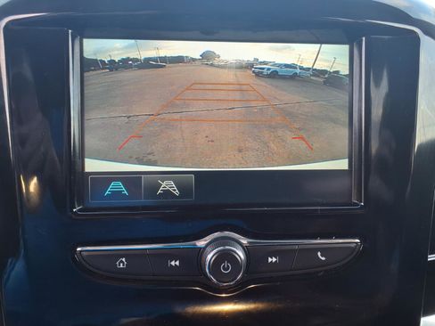 Used 2019 Chevrolet Traverse LS FWD image 13