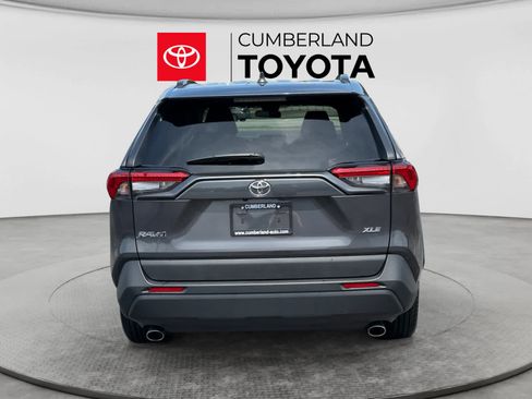 Used 2025 Toyota RAV4 XLE FWD image 4