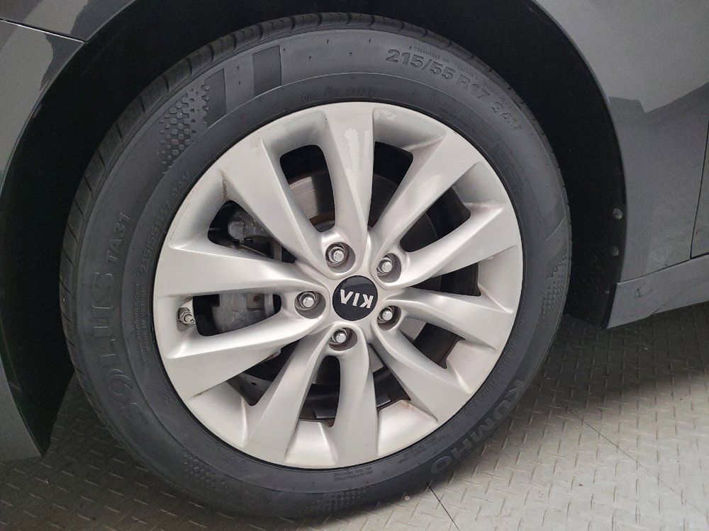 Used 2018 Kia Optima S FWD image 31