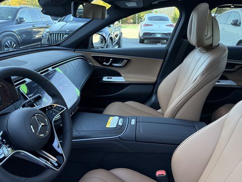 New 2026 Mercedes-Benz E 350 4MATIC Sedan image 21