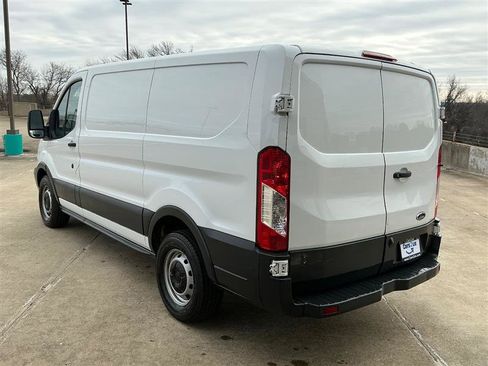 Used 2018 Ford Transit 150 130 Low Roof image 3