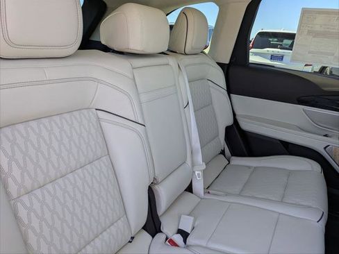 New 2026 Lincoln Nautilus Black Label image 13