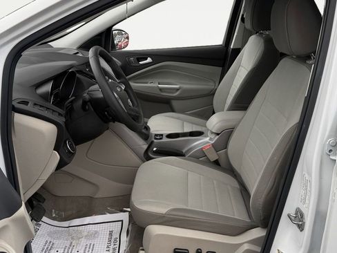 Used 2016 Ford Escape SE w/ Equipment Group 201A image 12