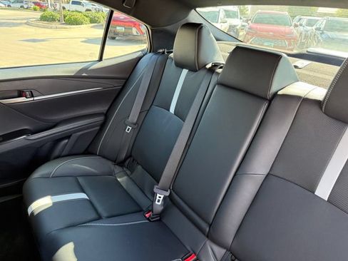 Used 2026 Toyota Camry SE w/ Convenience Package FWD image 31