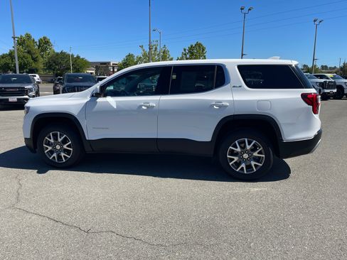 Used 2022 GMC Acadia SLE FWD image 8