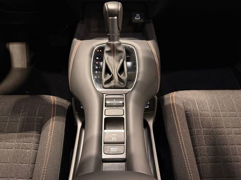 Used 2025 Honda HR-V Sport image 22