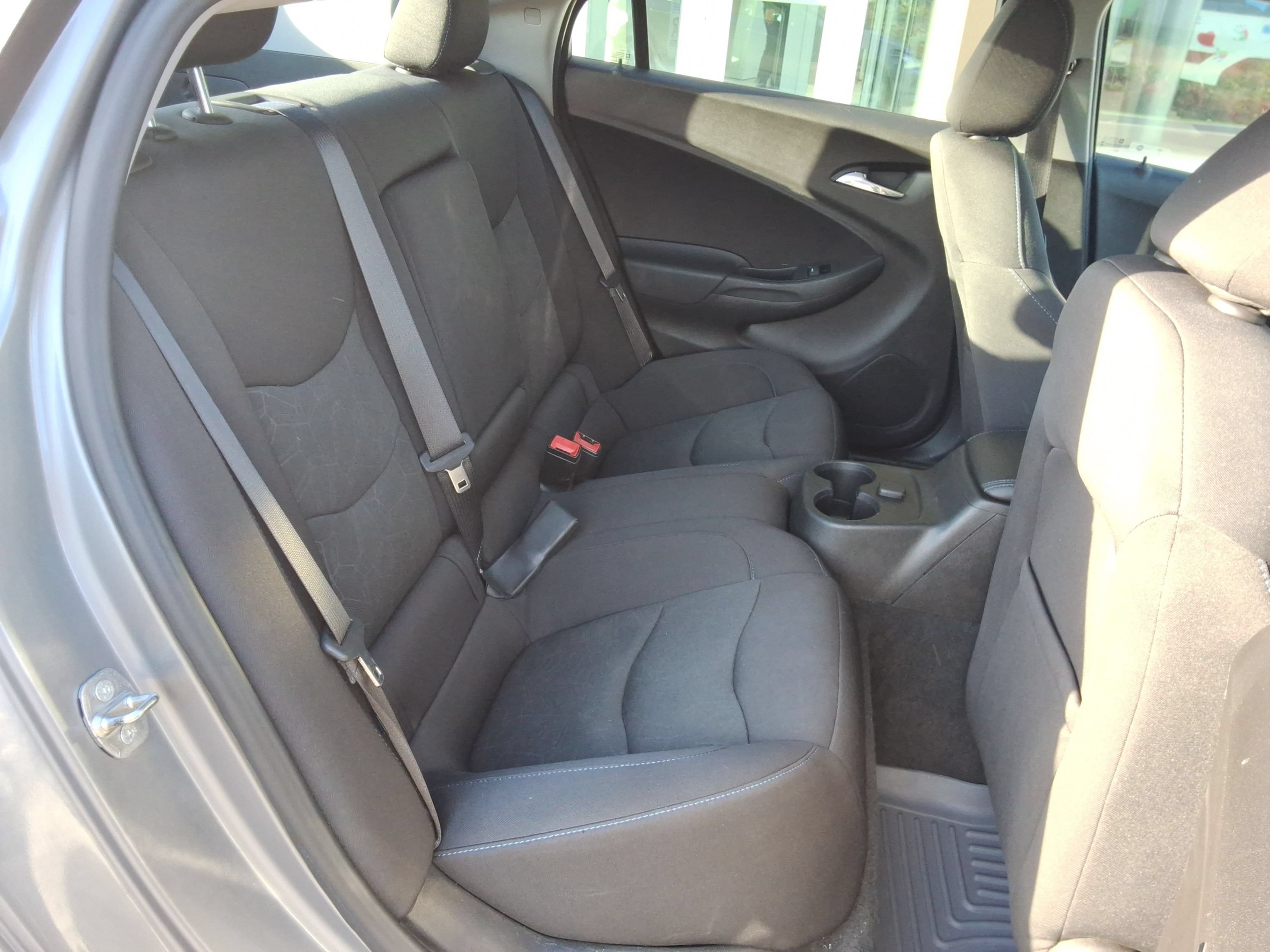 Used 2018 Chevrolet Volt LT FWD image 23