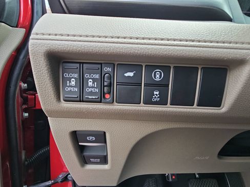 Used 2022 Honda Odyssey EX-L image 24