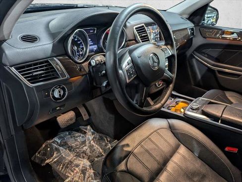 Used 2014 Mercedes-Benz GL 350 BlueTEC 4MATIC image 10