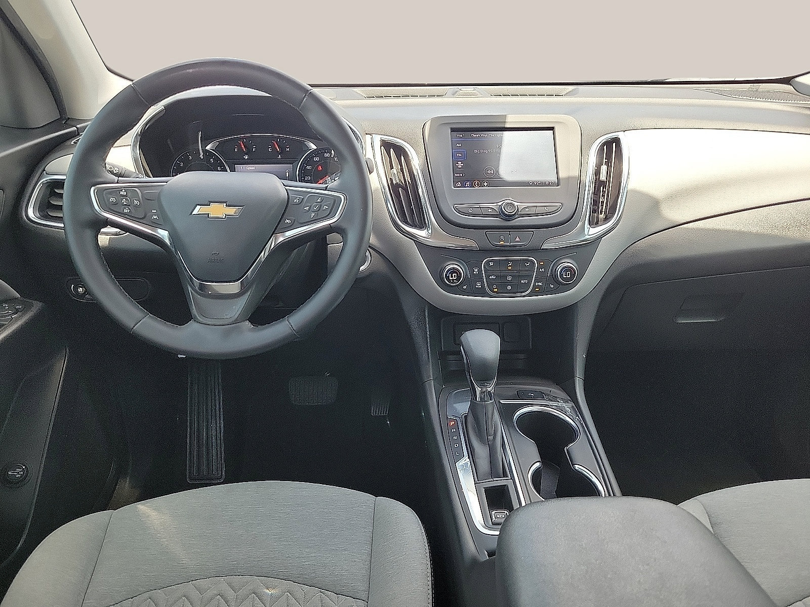 Used 2024 Chevrolet Equinox LT FWD image 10