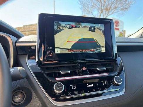 Certified 2025 Toyota Corolla Cross XSE w/ Convenience Package image 22