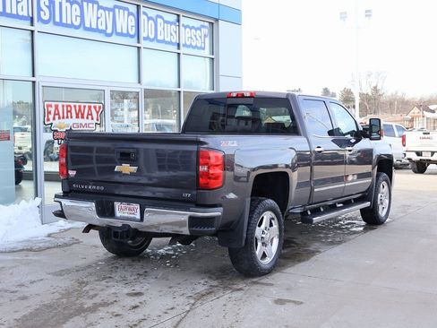 Used 2015 Chevrolet Silverado 2500 LTZ image 3
