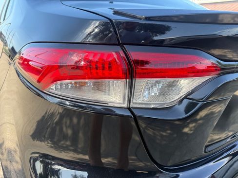 Used 2025 Toyota Corolla SE FWD image 10