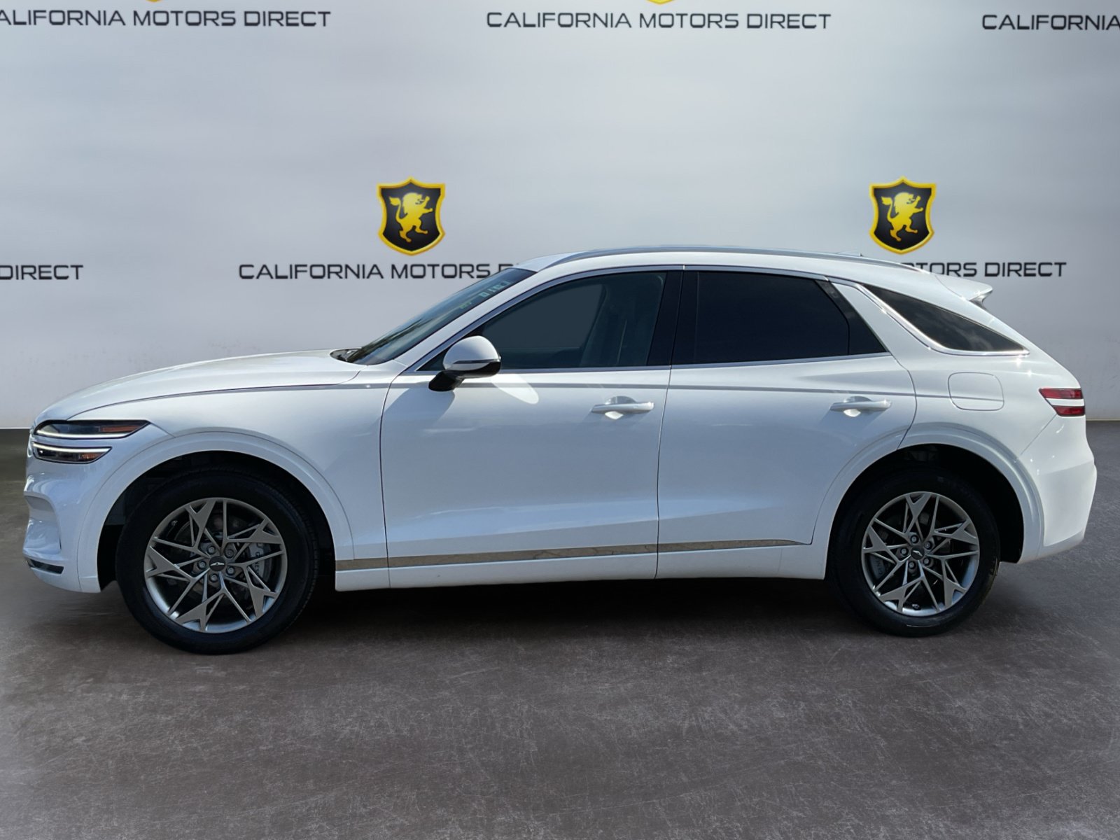 Used 2024 Genesis GV70 2.5T AWD/4WD image 8
