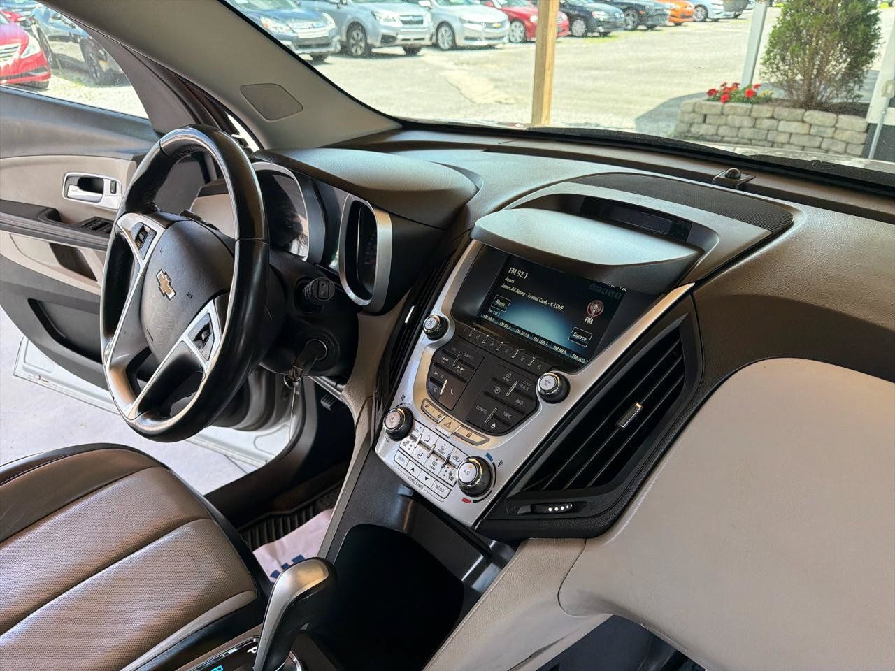 Used 2015 Chevrolet Equinox LTZ AWD/4WD image 21