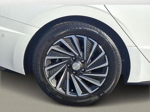 Used 2022 Hyundai Sonata Limited w/ Cargo Package image 8