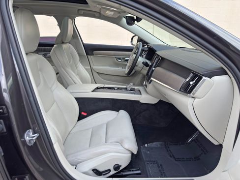 Used 2023 Volvo S90 B6 Ultimate w/ Protection Package Premier AWD/4WD image 16