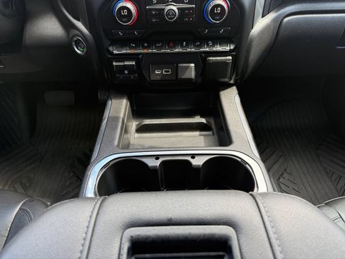Used 2021 Chevrolet Silverado 1500 RST AWD/4WD image 15