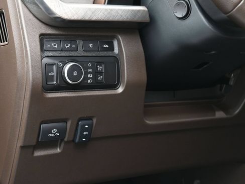 Used 2024 Ford F350 King Ranch AWD/4WD image 13