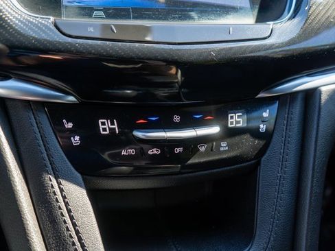 Used 2024 Cadillac XT6 Sport image 34