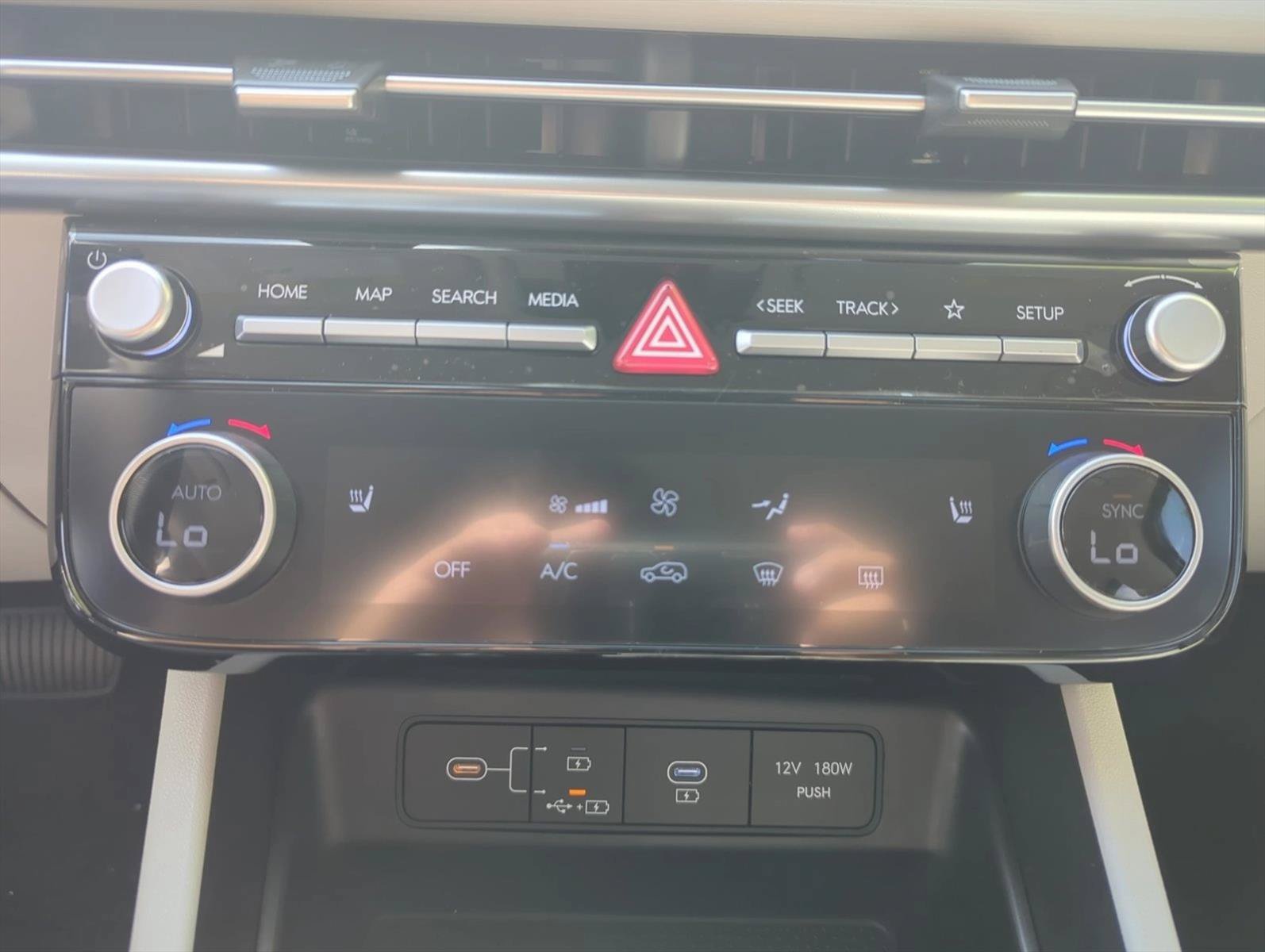 New 2026 Hyundai Tucson SEL Plus FWD image 16