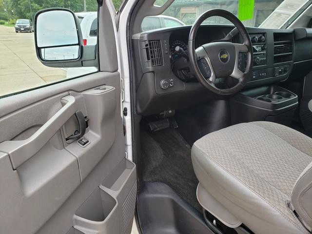 Used 2016 Chevrolet Express 2500 LS RWD image 10