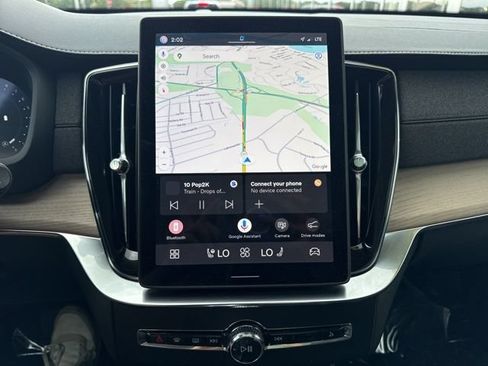 Certified 2025 Volvo XC90 B6 Plus AWD/4WD image 25