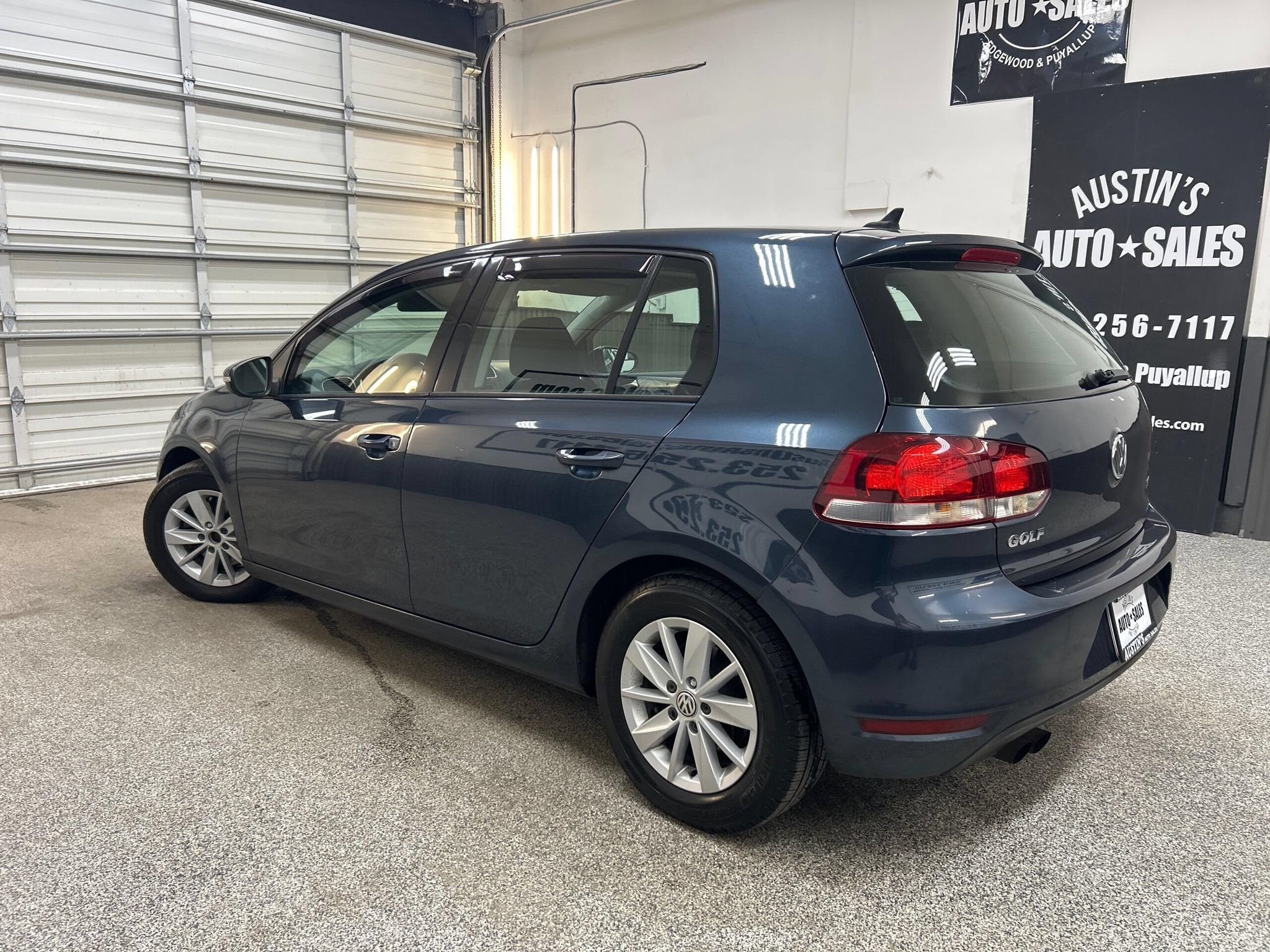 Used 2012 Volkswagen Golf TDI FWD image 4