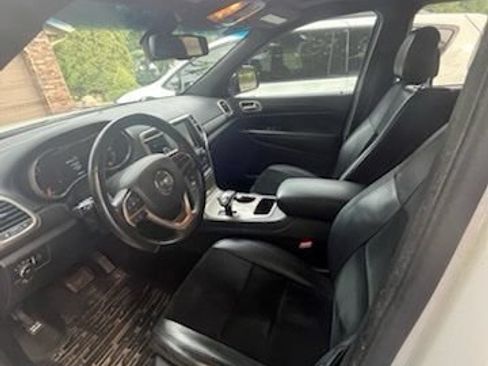 Used 2015 Jeep Grand Cherokee Altitude AWD/4WD image 2