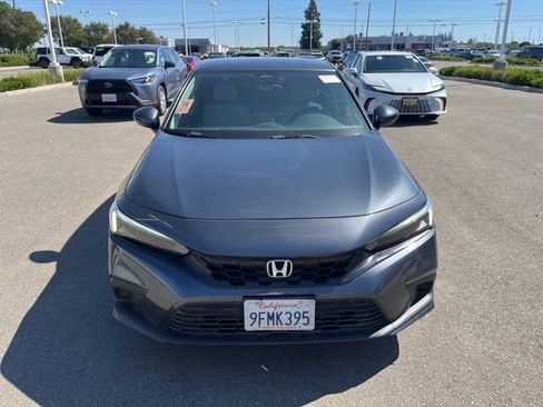 Used 2023 Honda Civic EX-L image 2