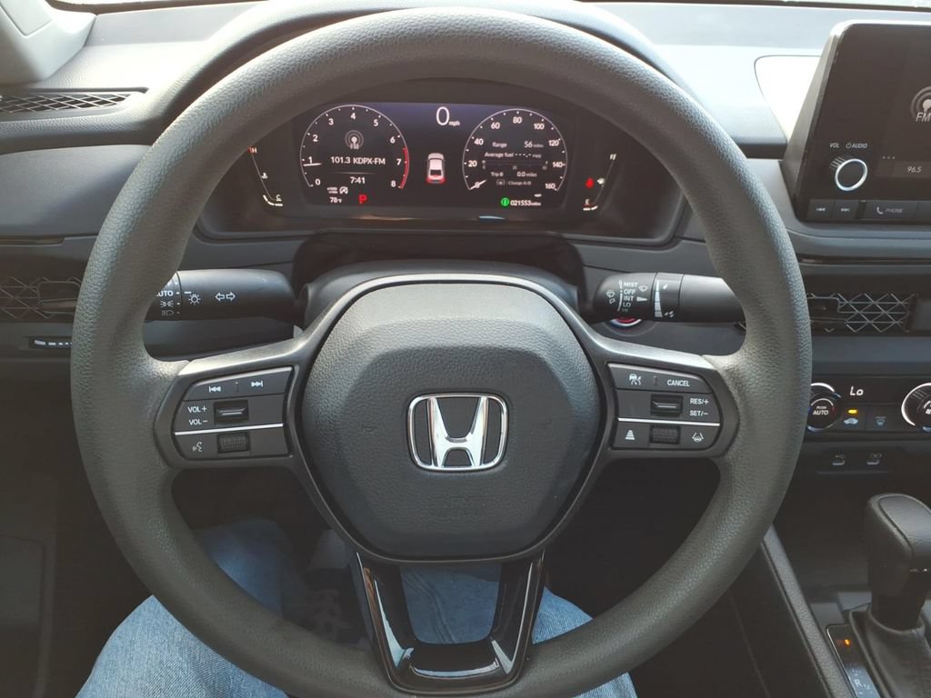 Used 2023 Honda Accord LX image 18