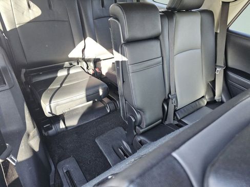 Used 2022 Toyota 4Runner SR5 Premium w/ Moonroof Package AWD/4WD image 5