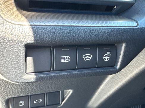 New 2027 Toyota Prius Limited FWD image 30