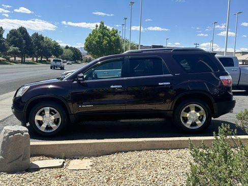 Used 2008 GMC Acadia SLT w/ Cargo Convenience Package AWD/4WD image 6