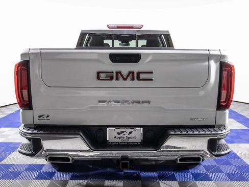 Used 2023 GMC Sierra 1500 SLT w/ SLT Premium Package image 5