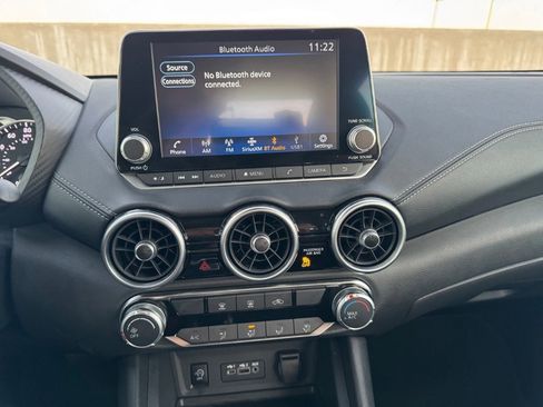 Used 2025 Nissan Sentra SV image 4