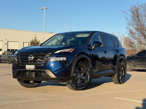 New 2026 Nissan Rogue SV w/ Cold Weather Package image 7